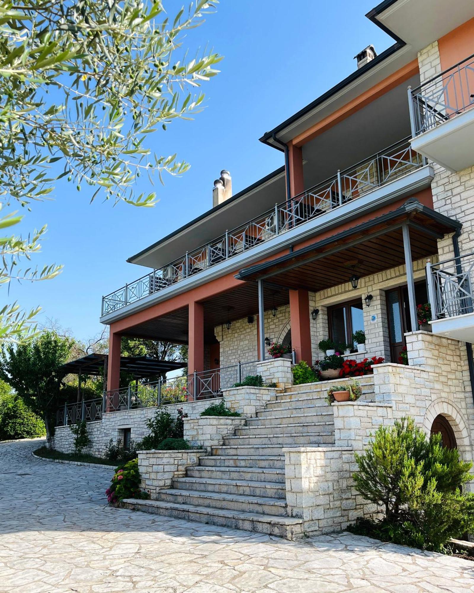 Agnanti Zitsas Hotel Екстер'єр фото